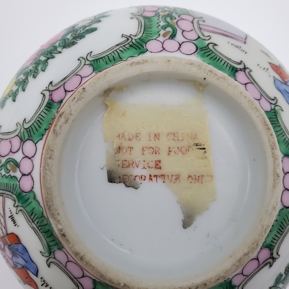 Vintage Asian Japanese Painted Porcelain Bowl Gold Trim Decor Display - Picture 5 of 5